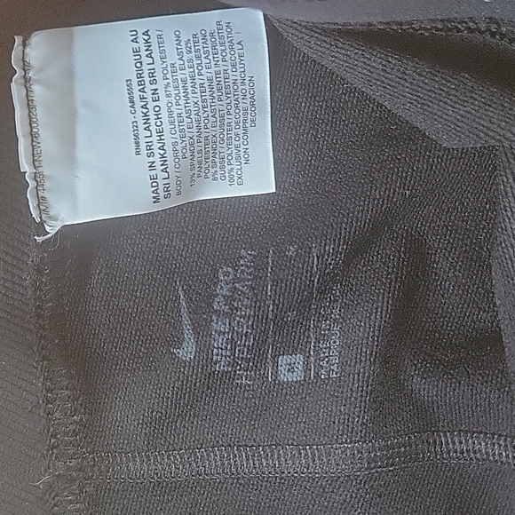 Nike Pro hyperwarm tights NWOT - Picture 2 of 5